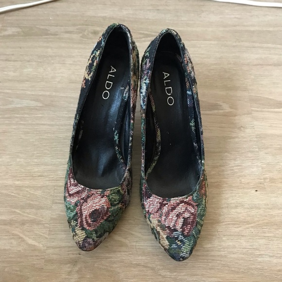 Aldo Kitten Heels - Picture 5 of 5